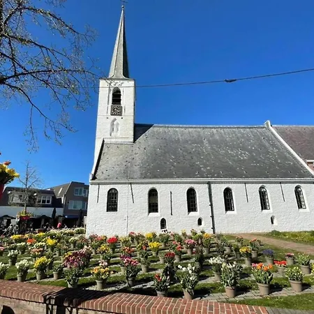 In Noordwijk Near & *