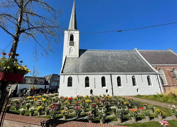 In Noordwijk Near & *