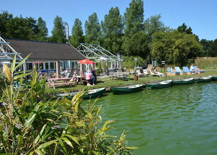 In Noordwijk Near & בית נופש *