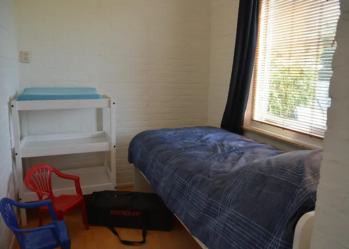 In Noordwijk Near & *